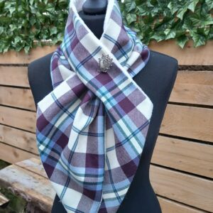 Tartan Scarf keep warm and look good doing it!
